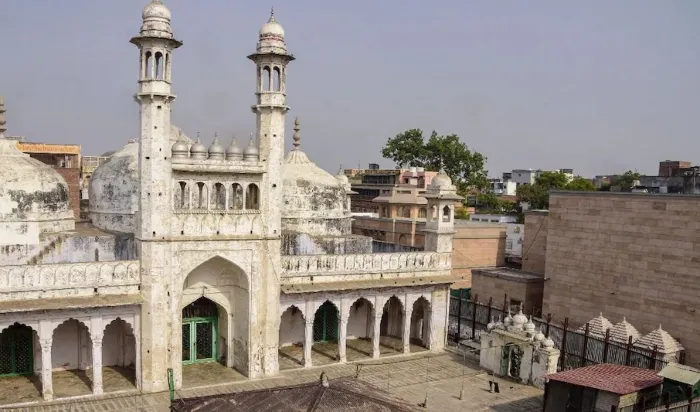 वाराणसी जिला अदालत में ज्ञानवापी मामले की सुनवाई हुई पूरी, जानें कब आएगा फैसला