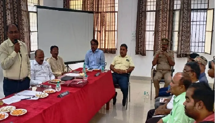 कालिंजर महोत्सव : जनप्रतिनिधियों ने मेला को सफल बनाने के लिए मांगे सुझाव