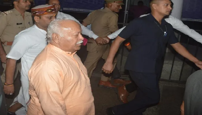 कानपुर पहुंचे संघ प्रमुख मोहन भागवत, वाल्मीकियों का दिल जीत सकते हैं भागवत, जाने कार्यक्रम