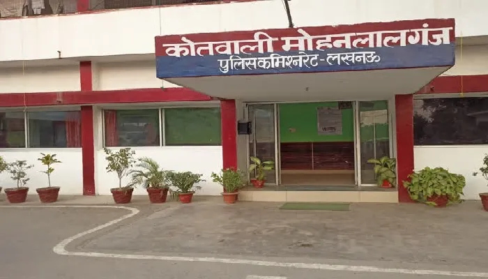 लखनऊ : बदमाशों ने लूटपाट कर पुलिस टीम पर किया पथराव