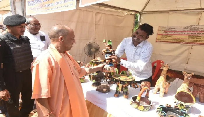 कल्याणकारी योजनाओं का लाभ सब तक पहुंचना ही रामराज्य