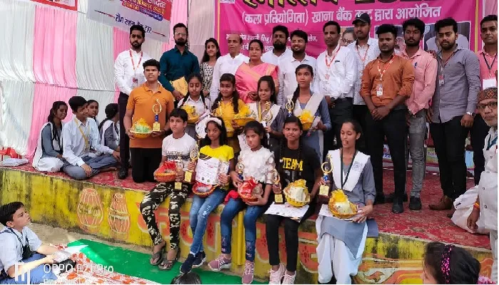 रंगोत्सव : प्रतिभागियों ने उकेरी कल्पनाएं