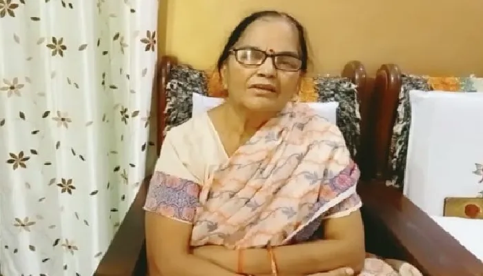 चेन स्नैचिंग : रिटायर्ड प्रधानाचार्य के गले से मंगल सूत्र छीना