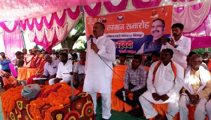 विधायक का आश्वासन : सरकारी योजनाओं का लाभ लेने में दिक्कत आए तो बताएं