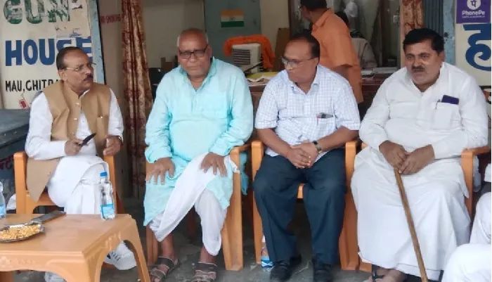 बैठक : शिक्षक विधायक ने सरकार पर लगाया छलावा का आरोप