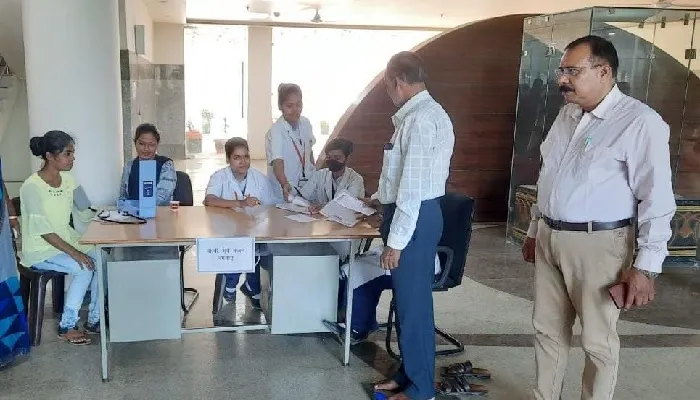 स्वास्थ्य मेला : 428 मरीजों का निशुल्क स्वास्थ्य परीक्षण कर दी गई सलाह