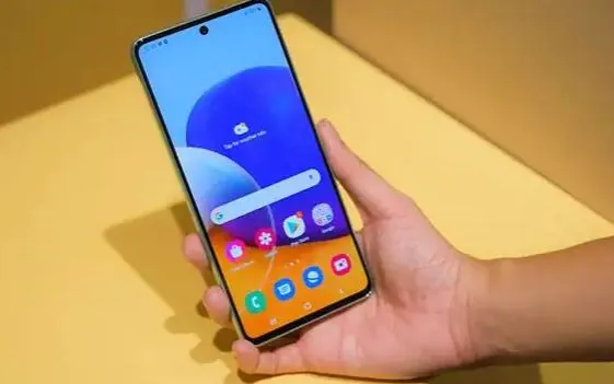 Samsung Offer: आधे दाम में खरीदें 108MP कैमरे वाला 5G स्मार्टफोन