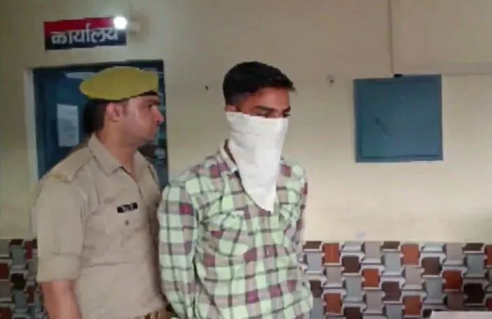 PET EXAM: पीलीभीत के बेनहर कॉलेज में पकड़ा गया सॉल्वर गैंग का सदस्य