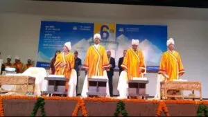 हरिद्वार: देव संस्कृति विश्वविद्यालय के दीक्षांत समारोह में पहुंचे लोकसभा अध्यक्ष ओम बिरला
