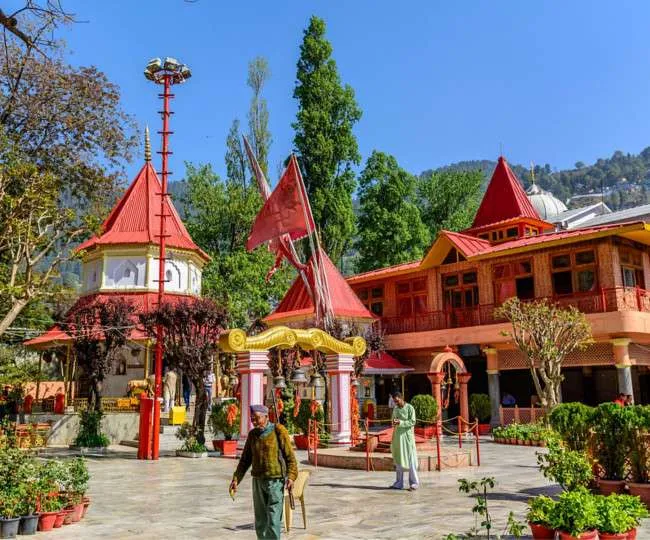 हल्द्वानी: नैना देवी और कैंचीधाम मंदिर में पर्यटक सुविधा में होगा इजाफा 