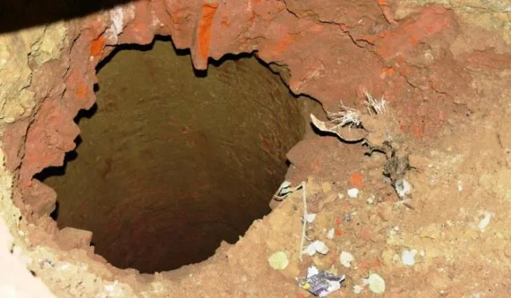 बरेली: खोदाई के दौरान निकले कुएं की जगह को छोड़कर होगा कुतुबखाना पुल निर्माण कार्य