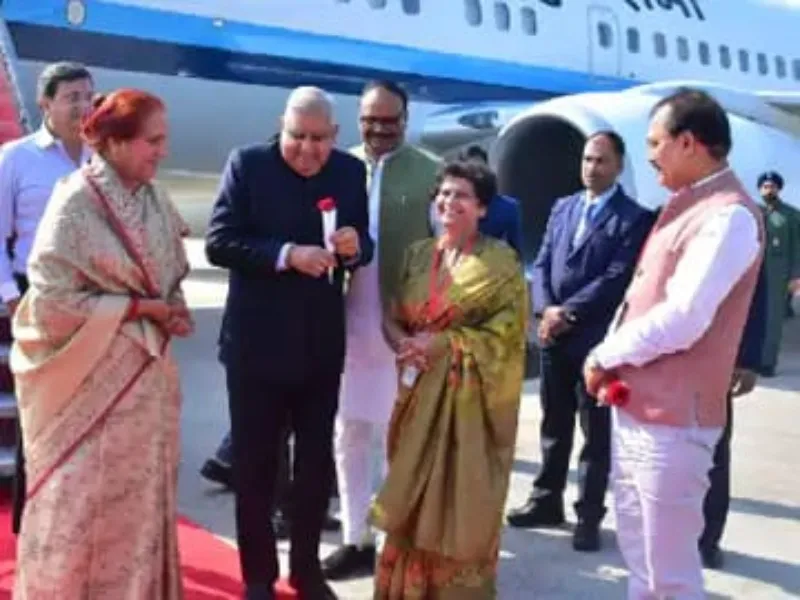 उपराष्ट्रपति जगदीप धनखड़ पहुंचे लखनऊ, इस कार्यक्रम में होंगे शामिल 