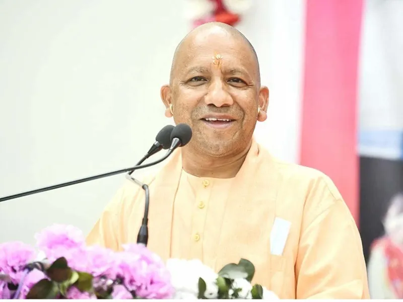 सीएम योगी गोरखपुर को देंगे फ्लाईओवर, फोरलेन, सीवरेज व जलनिकासी के बड़े प्रोजेक्ट्स की सौगात