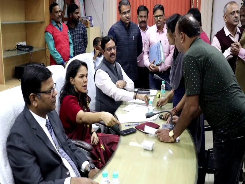 LDA नागरिक सुविधा दिवस: मंडलायुक्त और डीएम समेत कई बड़े अधिकारियों ने की सुनवाई