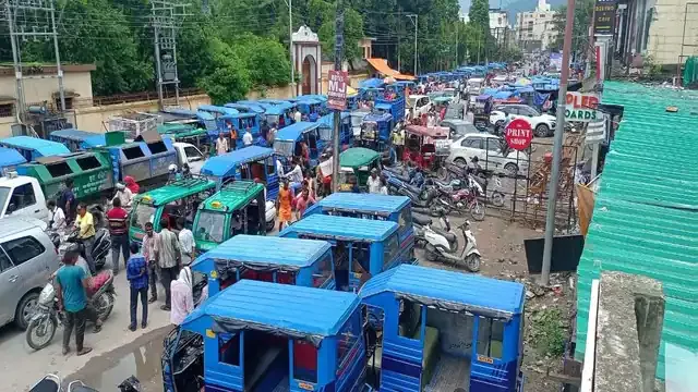 दून में 31 मार्च-2023 के बाद अब नहीं दौडेंगे दस वर्ष से पुराने डीजल चालित ऑटो व विक्रम 