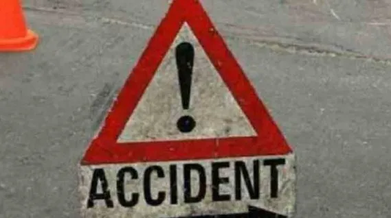 शाहजहांपुर: वाहन से टकराने से मासूम की मौत, मचा कोहराम