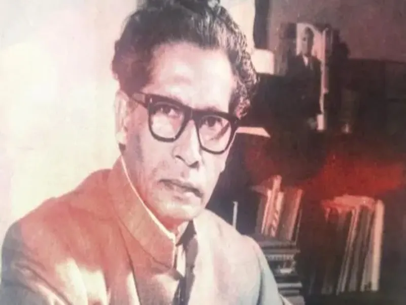 प्रेम के अवसाद को भी साहस में बदल देते थे हरिवंश राय 'बच्चन', पढ़िए ये रचना 