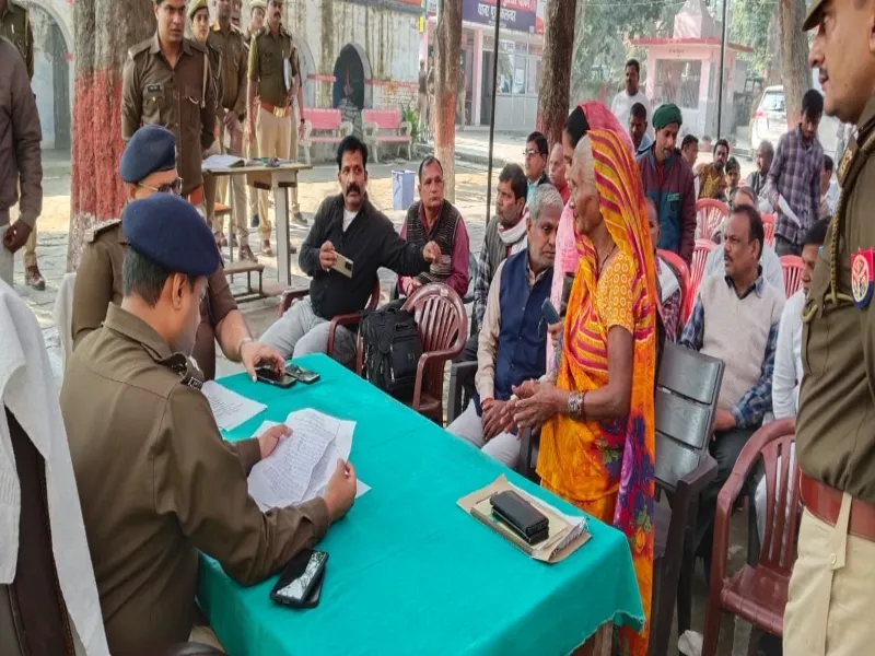अयोध्या: थाना समाधान दिवस में एसएसपी ने सुनी फरियादियों की समस्याएं, दिए निर्देश