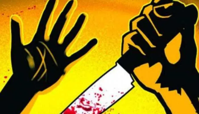 तुम्हारे पास 4-5 प्रेमिका हैं… मेरी वाली को छोड़ दो, मना करने पर दोस्त का प्राइवेट पार्ट काटकर मुंह में ठूंसा