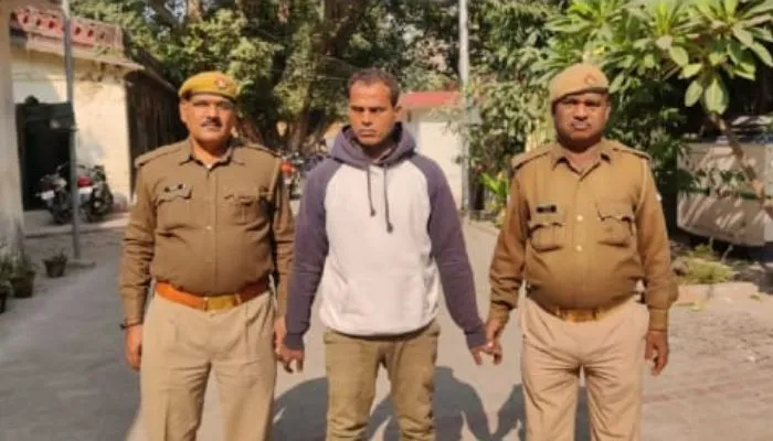 Kanpur News : फेसबुक पर चल रही थी चैटिंग, सचिन बन युवती से इश्क फरमा रहा था शहंशाह, पुलिस ने किया गिरफ्तार