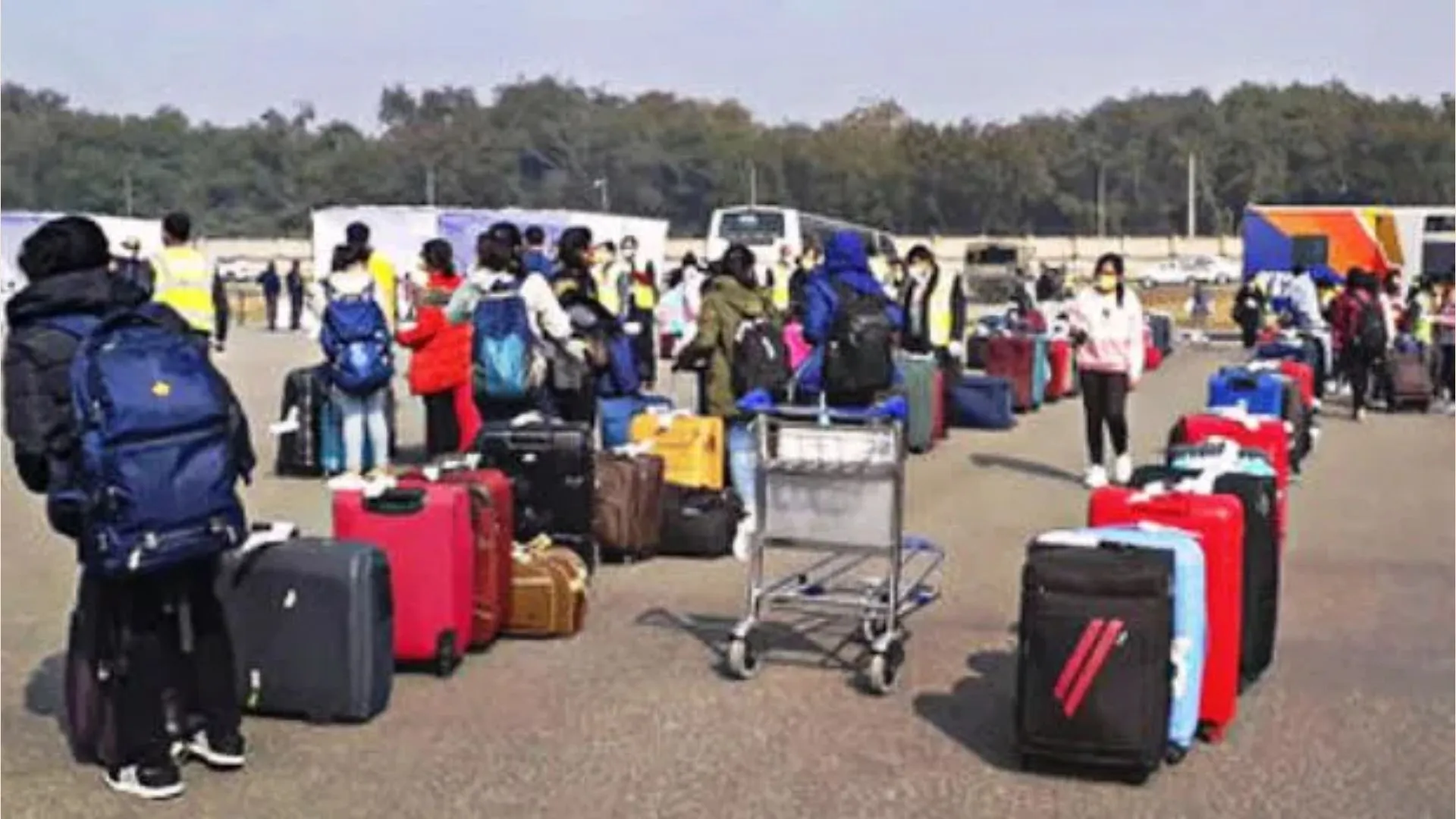 Covid-19 प्रतिबंधों के बीच 2021 में 15.24 लाख विदेशी नागरिकों ने की भारत की यात्रा