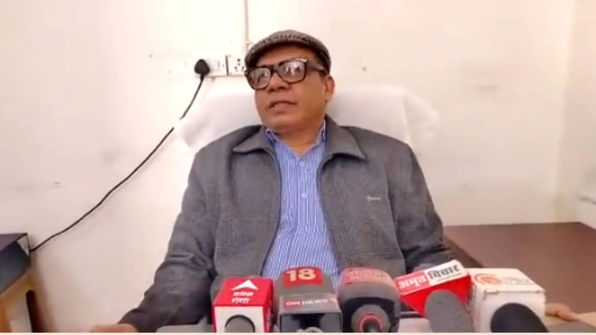 बरेली: CB-CID अधिकारी ने कई जांचों के संबंध में ली जानकारी