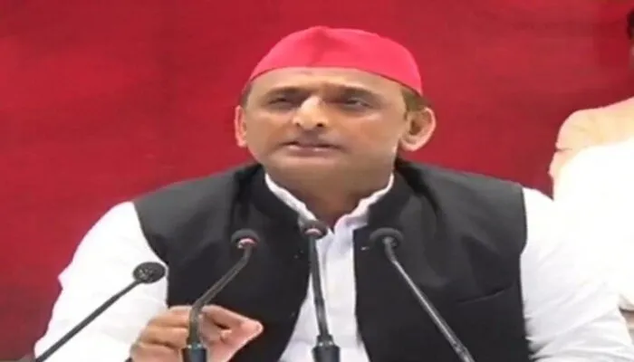 लखनऊ: निकाय चुनाव को लेकर सपा मुख्यालय में हुई बैठक, अखिलेश से मिले विधायक