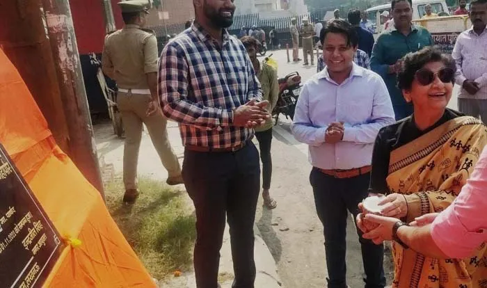 लखनऊ: अटल चौक होगा अब अटलमय, महापौर संयुक्ता भाटिया ने किया सौंदर्यीकरण कार्य का शिलान्यास