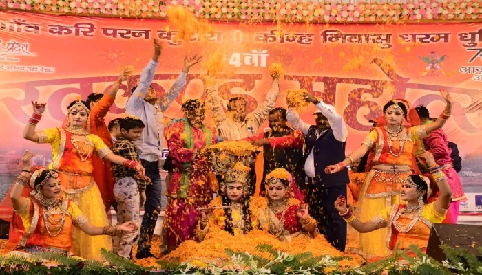 अयोध्या: 10 विभूतियों को नंदीग्राम रत्न, 3 को महायोगिराज सम्मान
