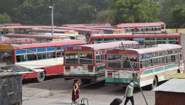 Kanpur: रोडवेज में स्क्रीन पर जान सकेंगे बसों की जानकारी, Jhakarkati, Chunniganj, Signature बस अड्डे किए गए शामिल