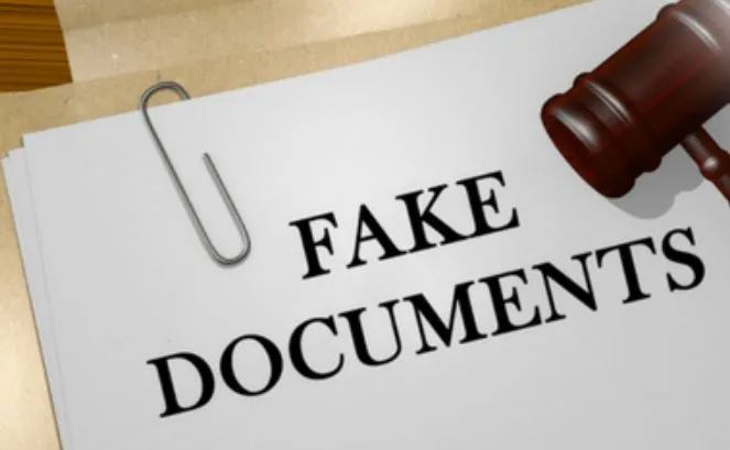 बरेली: 6 माह तक करते रहे फर्जी दस्तावेजों से पढ़ाई, किए गए निलंबित