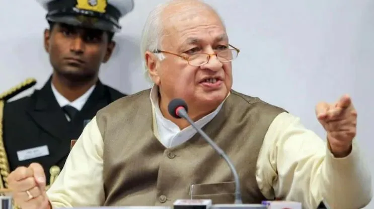 केरल सरकार के अध्यादेश में मुझे निशाना बनाया गया तो इसे राष्ट्रपति के पास भेजूंगा: राज्यपाल