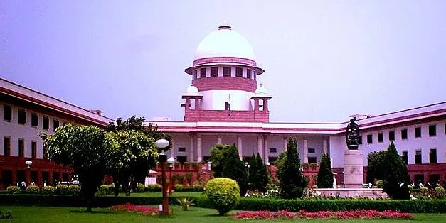 सुप्रीम कोर्ट ने कहा- पूजा स्थल अधिनियम की वैधता को चुनौती देने वाली याचिकाओं पर जवाब दाखिल करे केंद्र