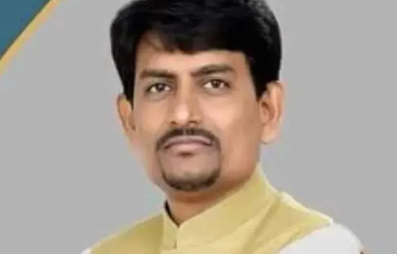 Gujarat election: भाजपा ने गांधीनगर दक्षिण सीट से अल्पेश ठाकोर को बनाया उम्मीदवार 