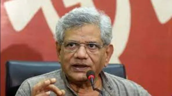 बोले येचुरी- गैर भाजपा शासित राज्यों में राज्यपाल को सरकारों के विरूद्ध किया जा रहा है खड़ा
