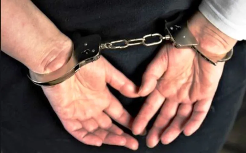 संभल: मारपीट की सूचना पर पहुंची पुलिस टीम पर पथराव, महिलाओं समेत 16 लोग गिरफ्तार