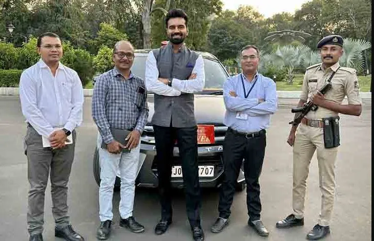 ‘प्रचार हथकंडा’ पड़ा महंगा, RSS अधिकारी को हटाया गया गुजरात चुनाव पर्यवेक्षक पद से 