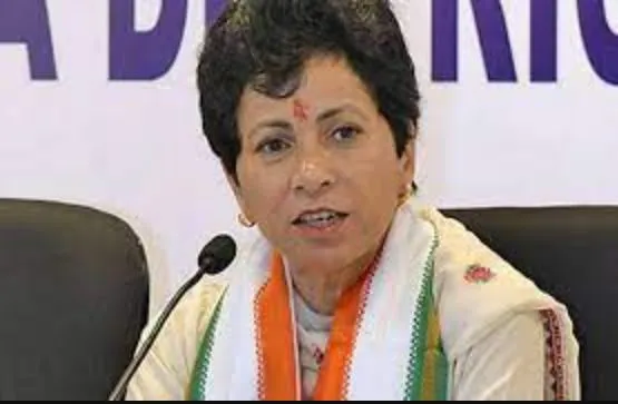 स्कूलों के बाद अब मिड-डे मील बंद करने की बारी: कुमारी सैलजा