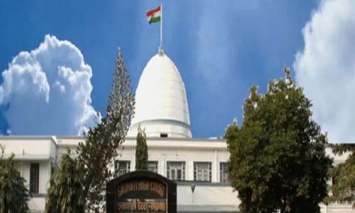 गुवाहाटी हाईकोर्ट ने कही बड़ी बात- जांच के नाम पर मकानों पर बुलडोजर चलाने का प्रावधान कानून में नहीं 