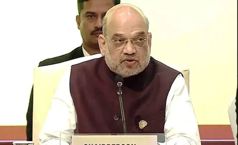 अंतरराष्ट्रीय समुदाय को आतकंवाद को हराने के लिए कंधे से कंधा मिलाकर लड़ना होगा: शाह