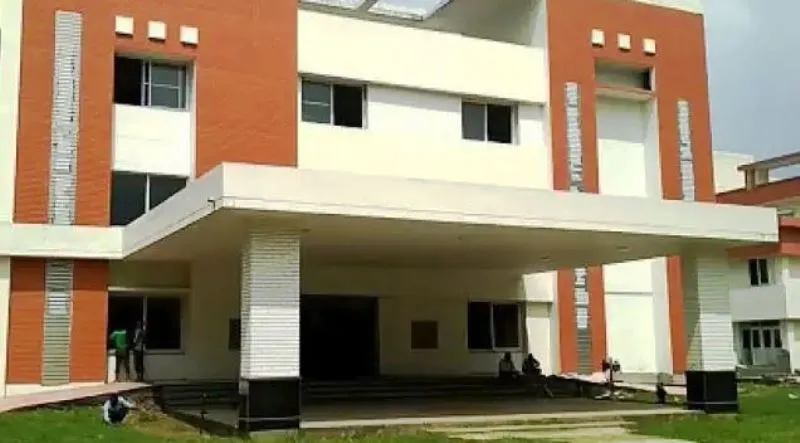 बरेली: 300 बेड अस्पताल में शुरू होंगे तीन नए विभाग, मिलेगा स्टाफ