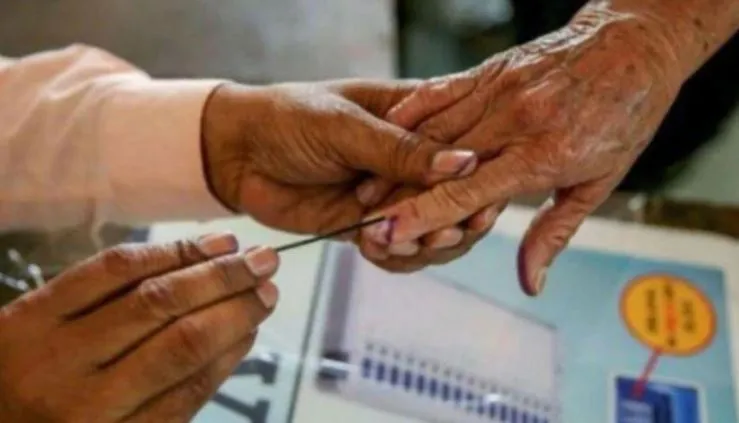 मतदान के लिये तैयार हिमाचल, 412 प्रत्याशियों की राजनीतिक किस्मत का होगा फैसला