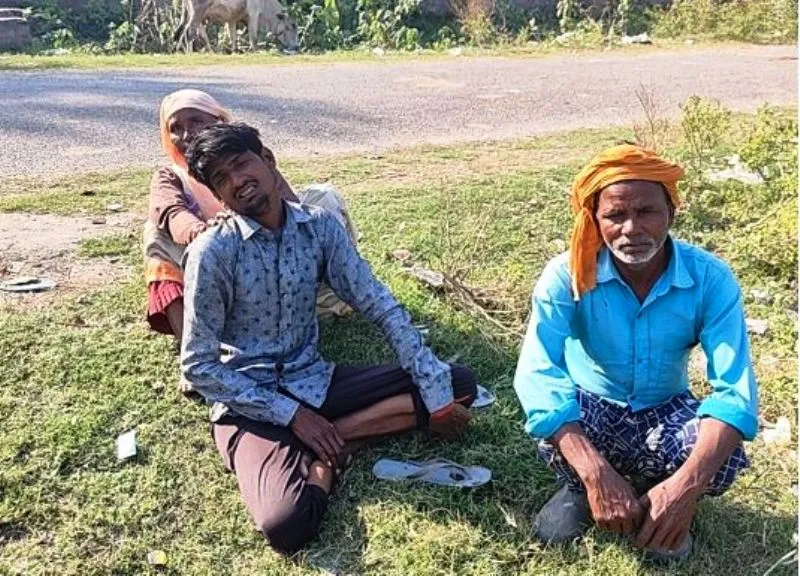 पीलीभीत: सत्संग में जा रही दादी-पोती को कार ने मारी टक्कर, मासूम की मौत