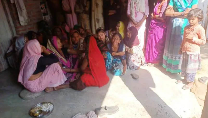 बरेली: कलयुगी बेटे ने पिता की धारदार हथियार से काटी गर्दन, मौत, जानें पूरा मामला