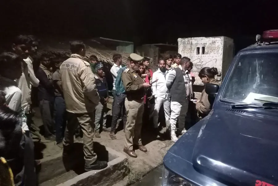 बरेली: छत पर कुल्हाड़ी में लगाई धार, बड़े भाई की जान लेकर अपनी गर्दन पर किए कई प्रहार