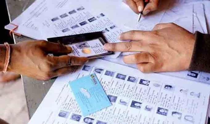 बरेली: वोटर लिस्ट में  फर्जी नाम से मचा हड़कंप, नगर आयुक्त तक पहुंची शिकायत