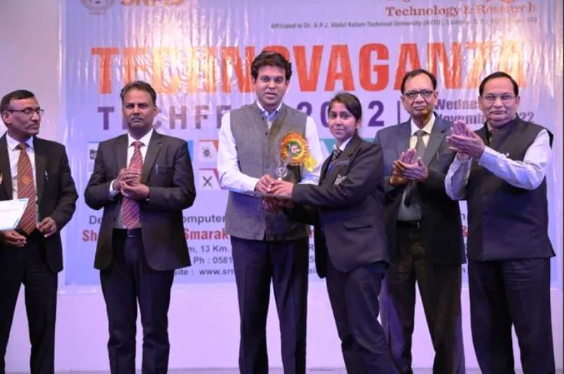 बरेली: विद्यार्थी स्टेट लेवल टेकफेस्ट 2022 का हुआ आयोजन, विजेताओं को किया सम्मानित
