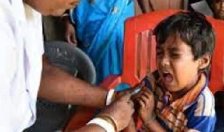 केंद्र ने राज्यों से कहा- बच्चों को खसरा और रूबेला के टीके की एक अतिरिक्त खुराक देने पर करें विचार 