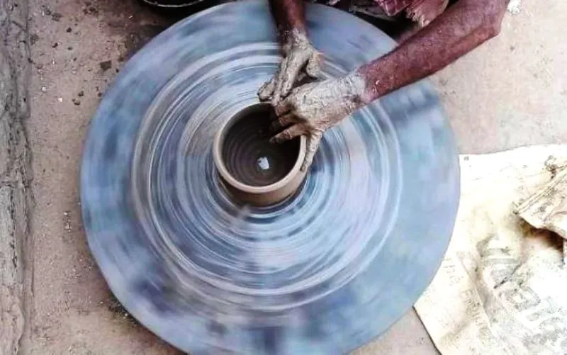 बरेली: कुम्हारी कला को बढ़ावा देने की तैयारी, नि:शुल्क आवंटित होंगे पट्टे