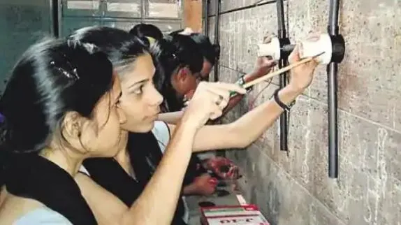 बरेली: नए सत्र से आधुनिक मशीनों से प्रशिक्षित होंगे आईटीआई के अभ्यर्थी